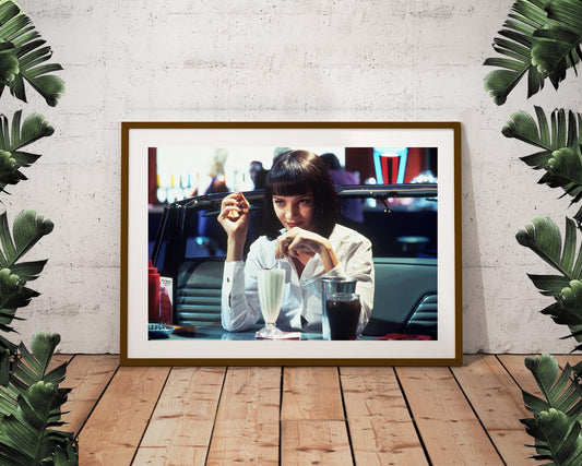 Pulp Fiction Mia Wallace Uma Thurman Drinking Milkshake Movie Poster (24"x36")